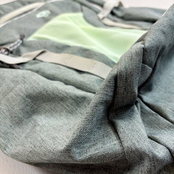 MOUNTAIN HARDWEAR Agami 27L Backpack Gray Mint Green Womens Daypack Hiking Camp main image 14
